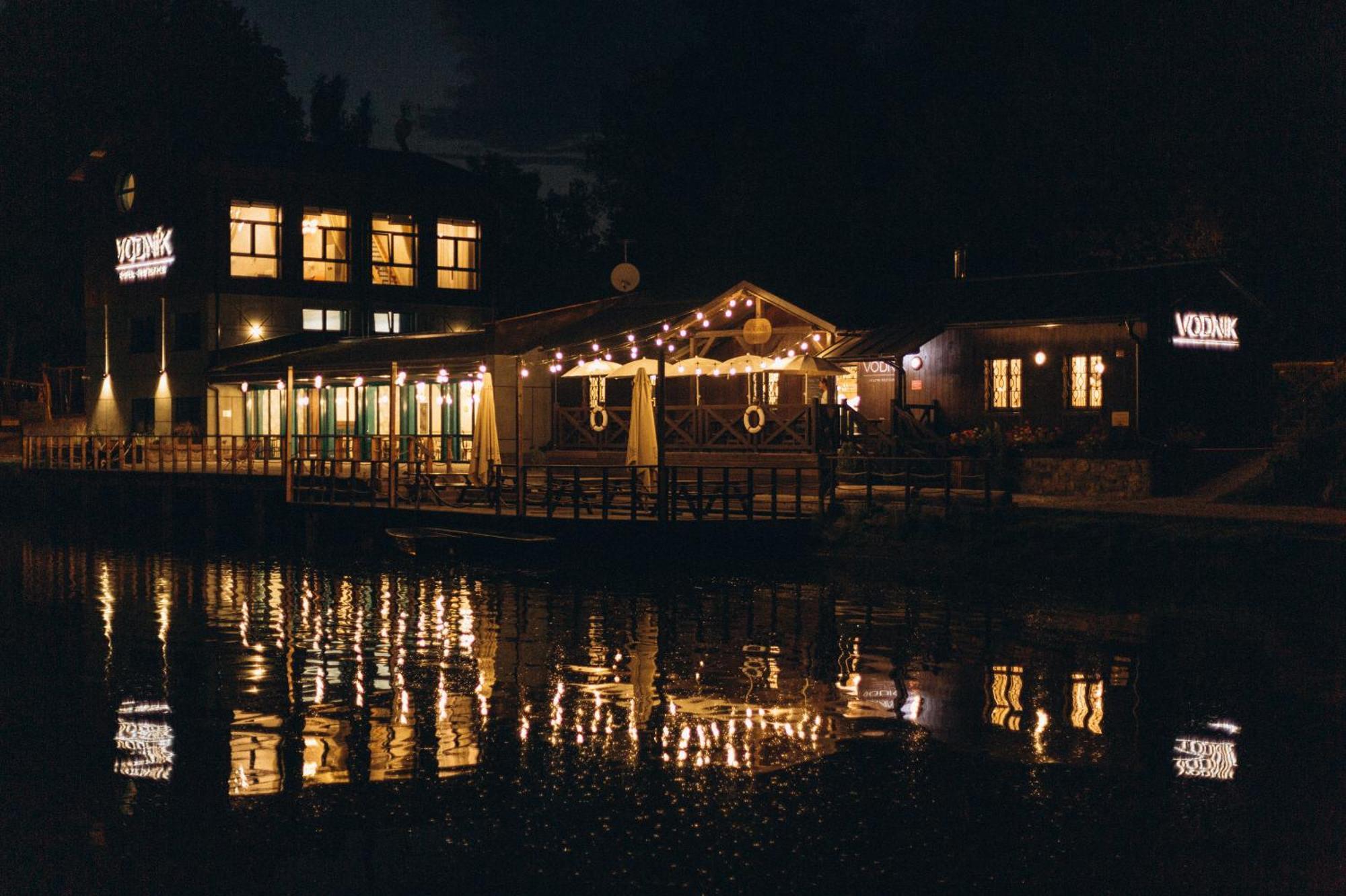 Hotel Vodnik Vimperk Exteriér fotografie